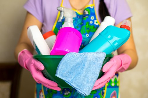 Local Brompton cleaning services for residential and commercial properties