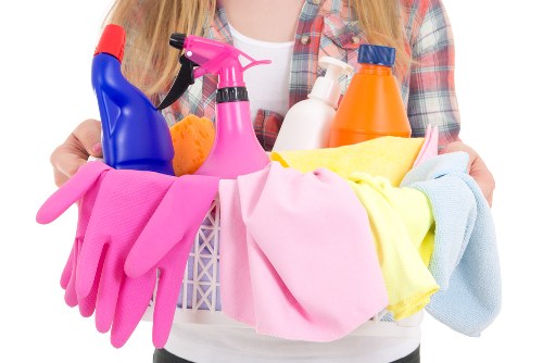 Local oven cleaner in Brompton providing deep appliance cleaning