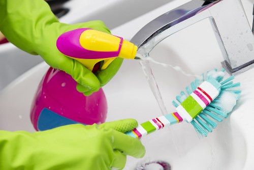 Move-in and move-out deep cleaning in Brompton for a fresh property