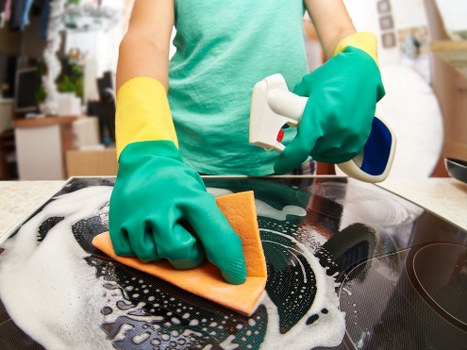 Detailed oven cleaning service in Brompton for a spotless appliance interior